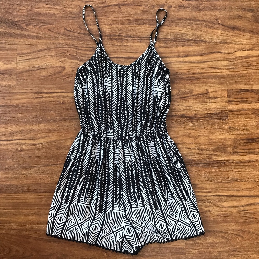 Mossimo Black & White Romper